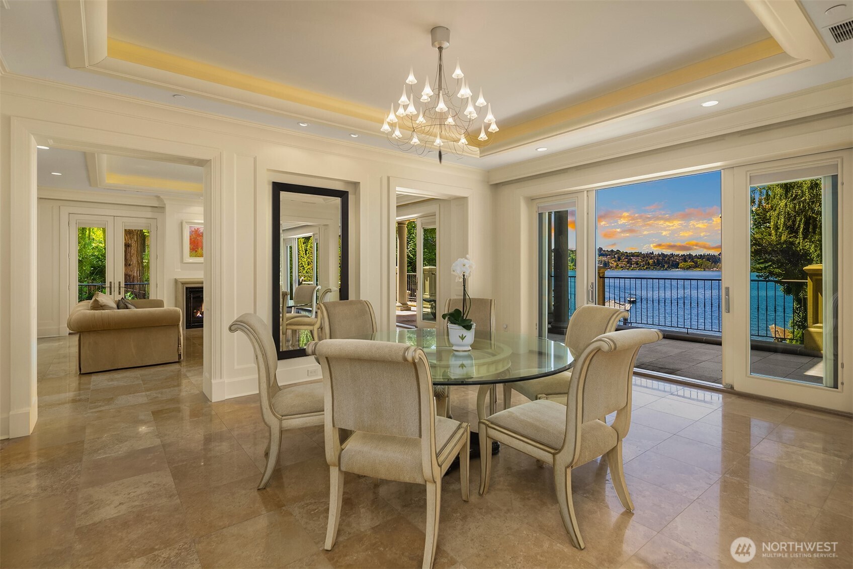 2400769 Property Photo 10