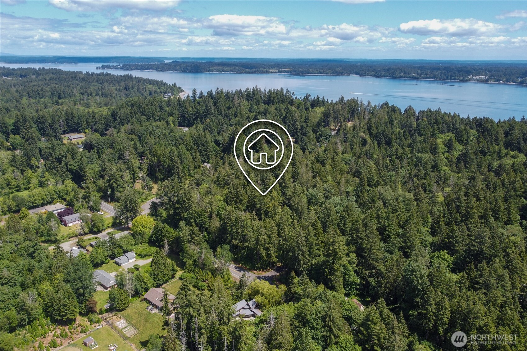 2702 43rd Avenue Property Photo 5