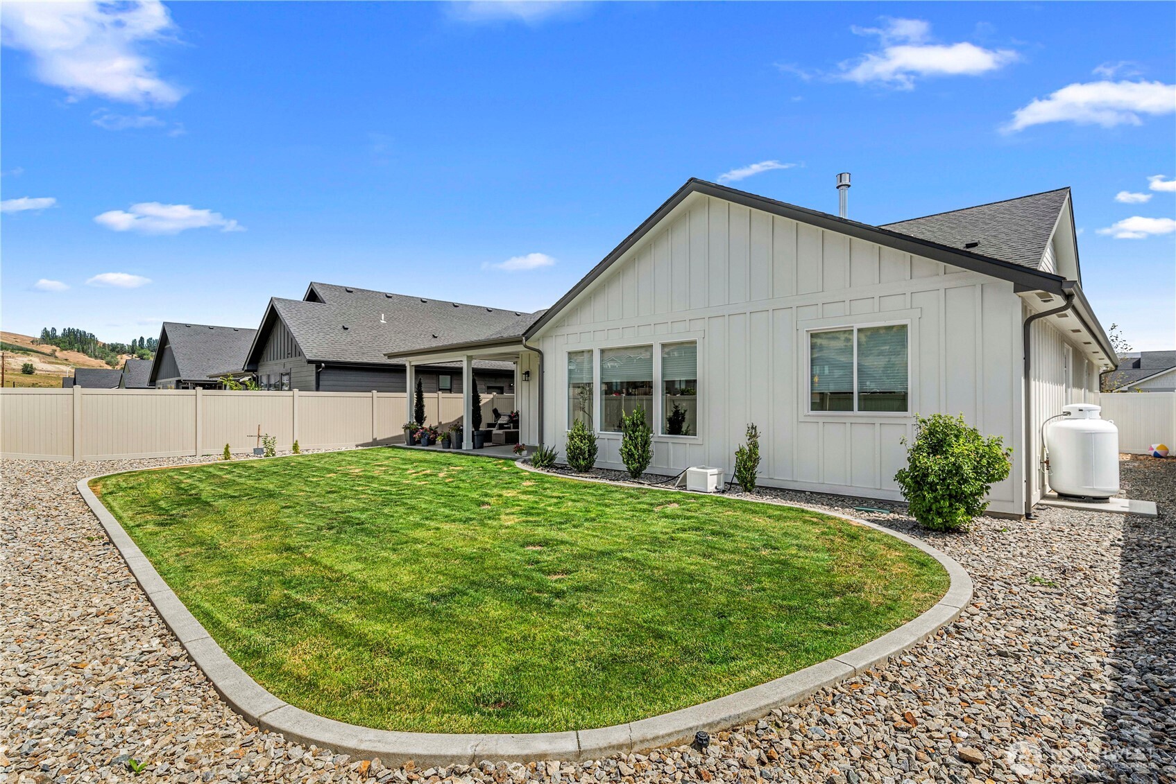 1002 Racine Springs Property Photo 34