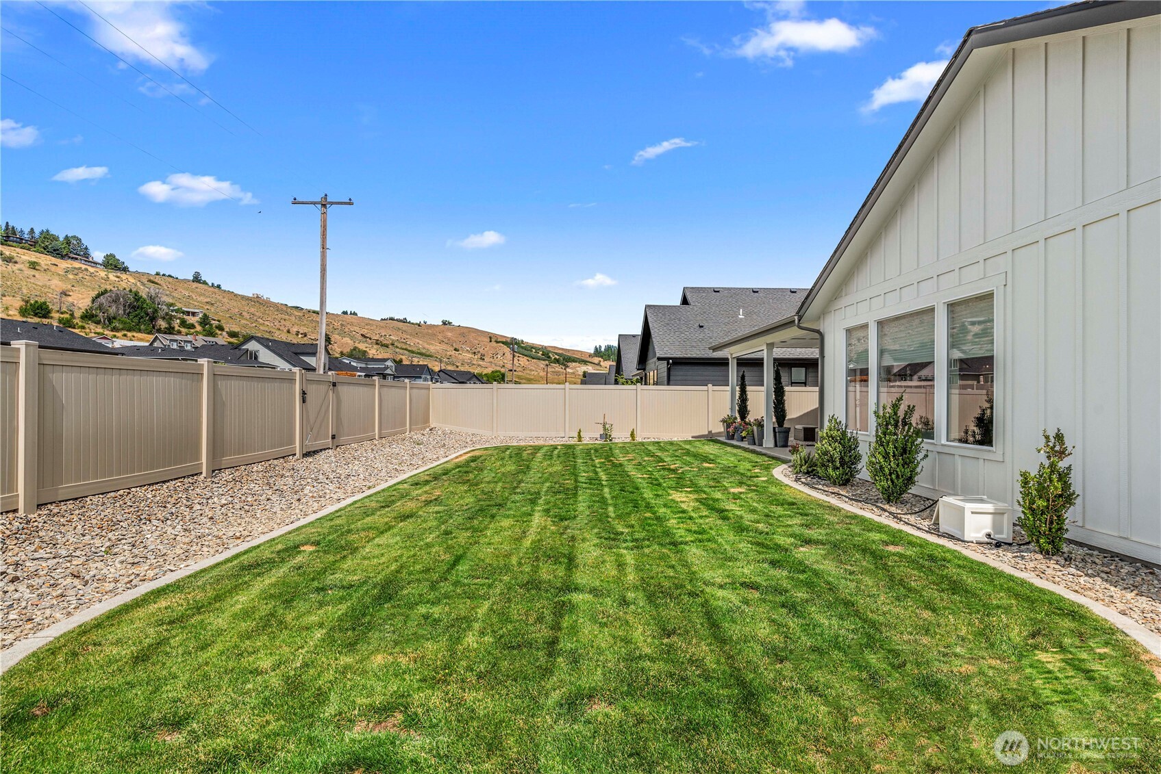 1002 Racine Springs Property Photo 35