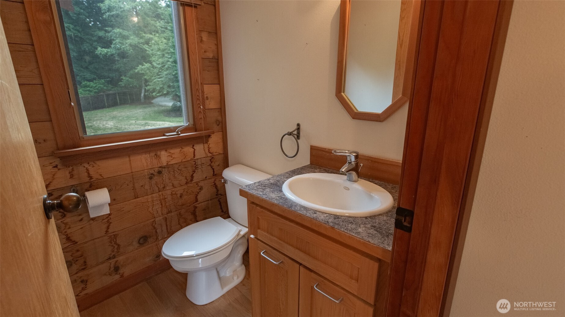 333 Hadlock Bay Road Property Photo 6