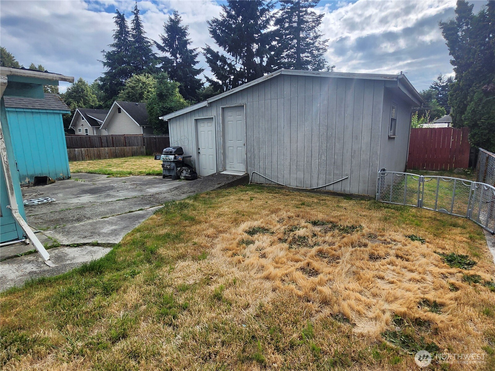 12253 45th Avenue Property Photo 6