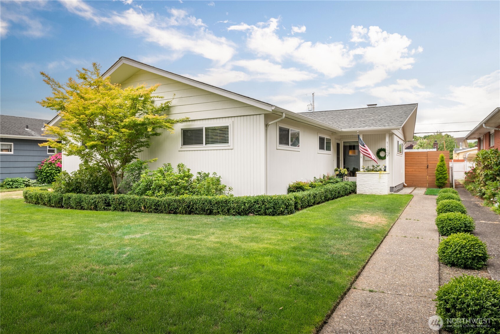 1129 18th Property Photo 1