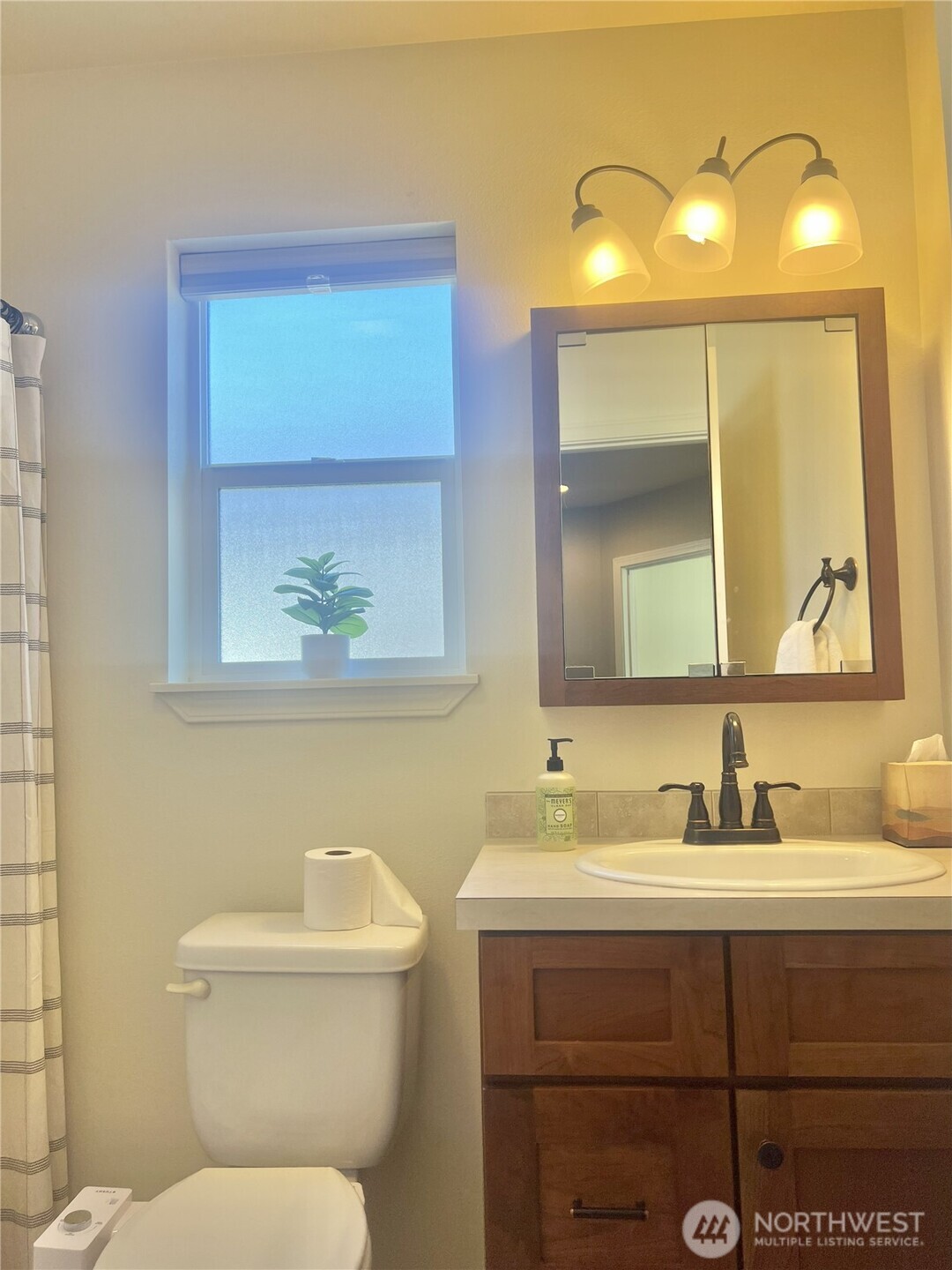 3950 Ne Vista Del Rey Drive Property Photo 15