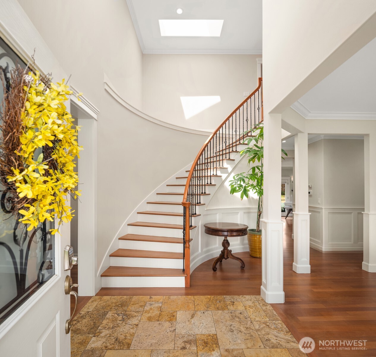 201 240th Street Property Photo 2