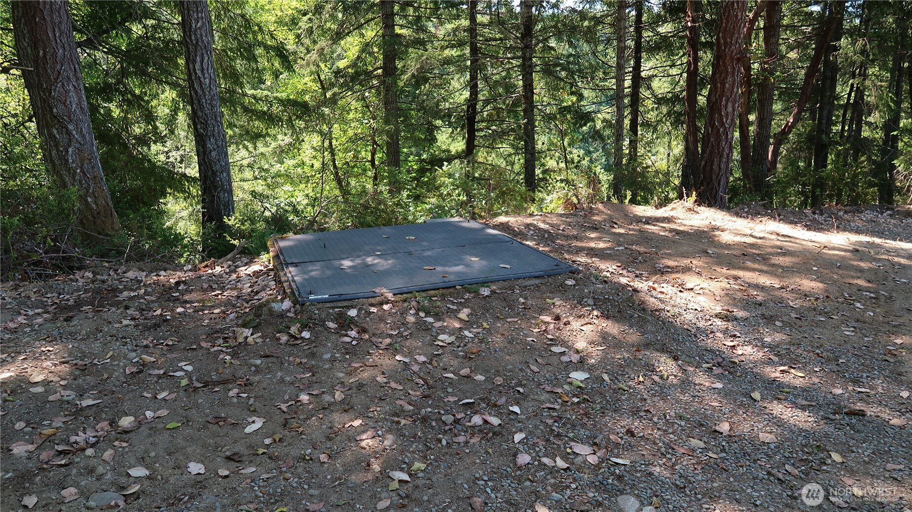 2911 Ne Capstan Rock Rd Property Photo 12