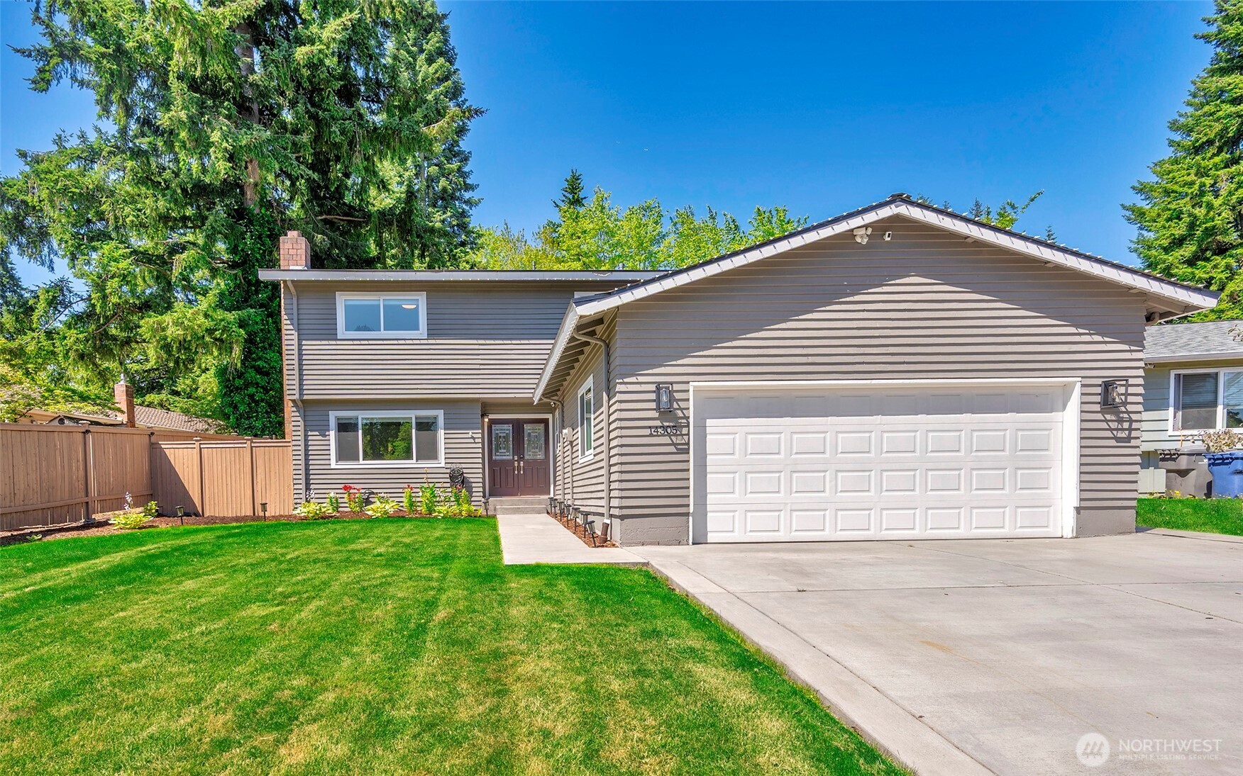 14305 109th Avenue Property Photo 1