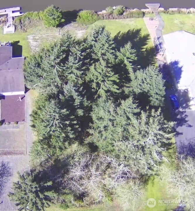 135 Duck Lake Drive Property Photo 6