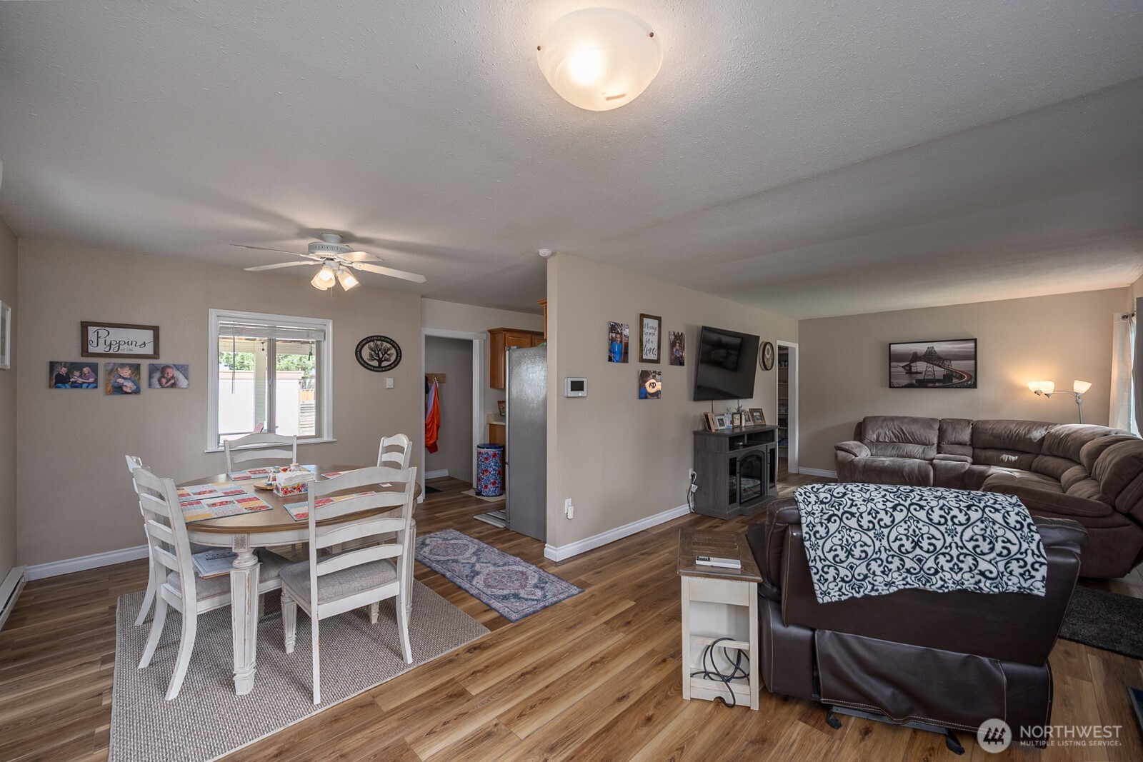 119 Sw F St Property Photo 5