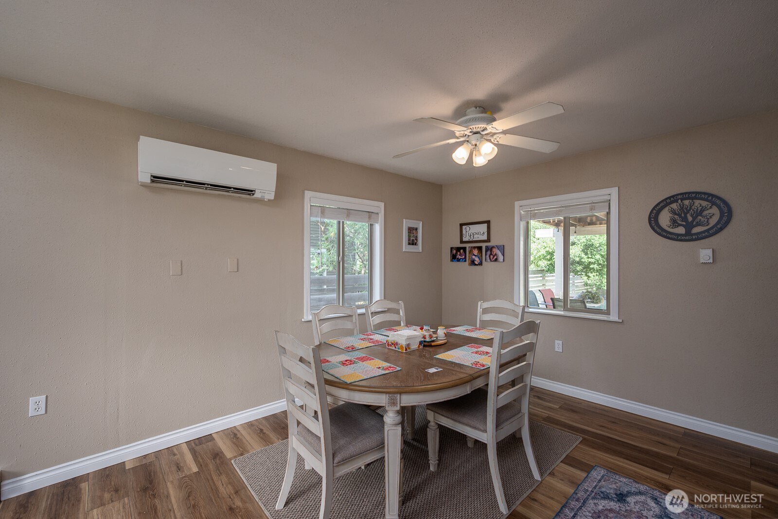 119 Sw F St Property Photo 9