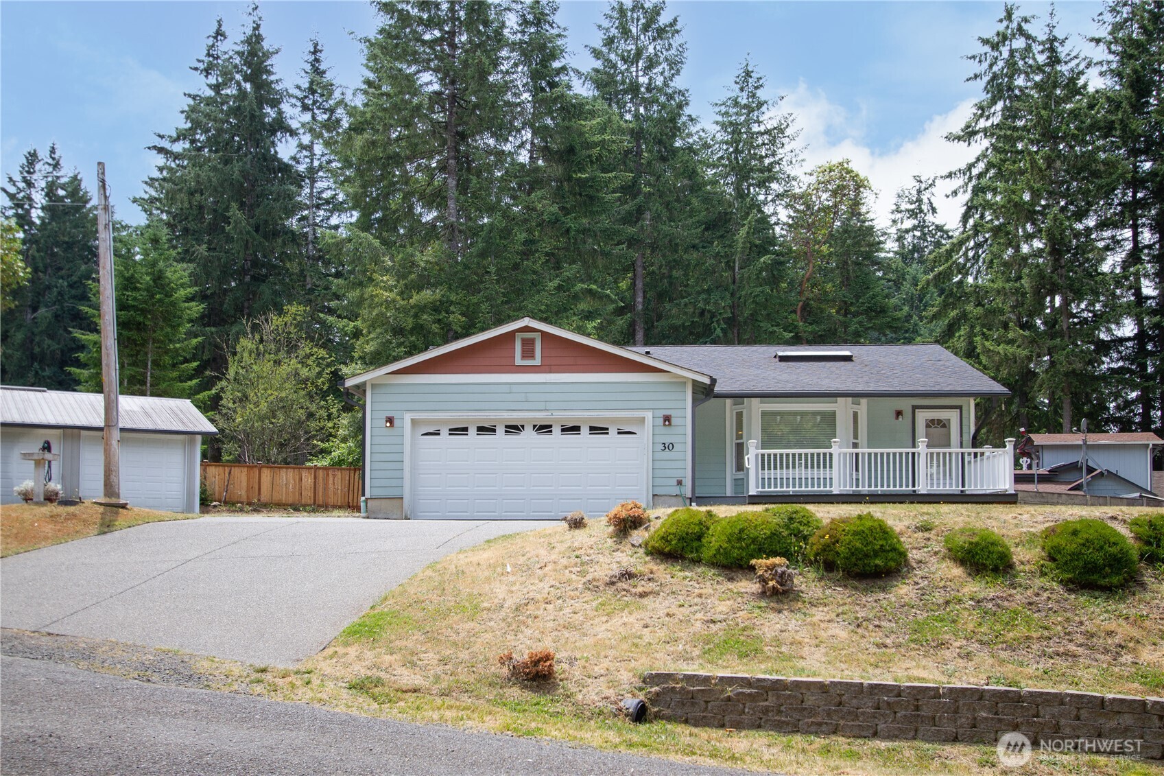 30 E Case Place Property Photo 1