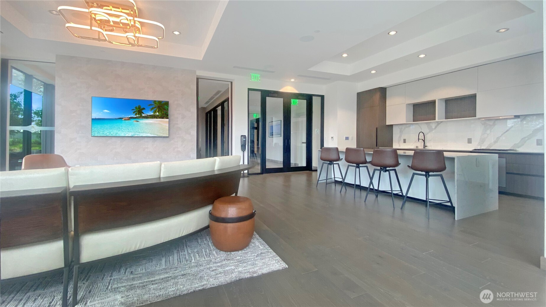 889 Avenue Square 209 Property Photo 21