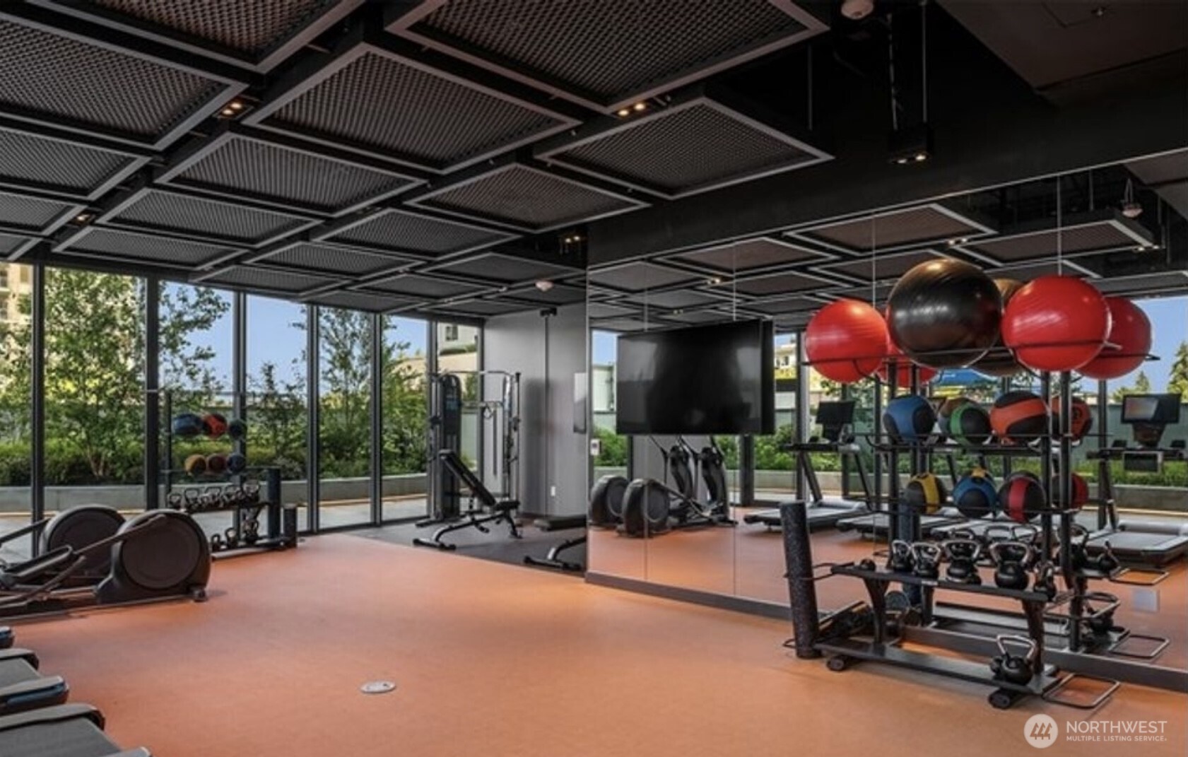 889 Avenue Square 209 Property Photo 25