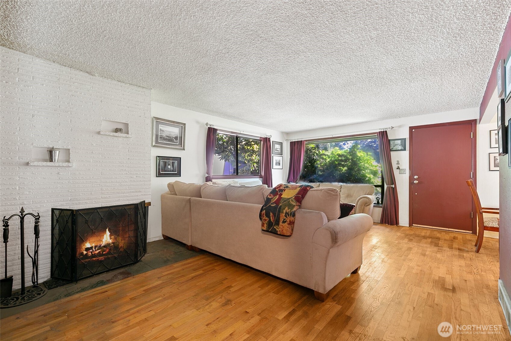 7525 28th Avenue Property Photo 5