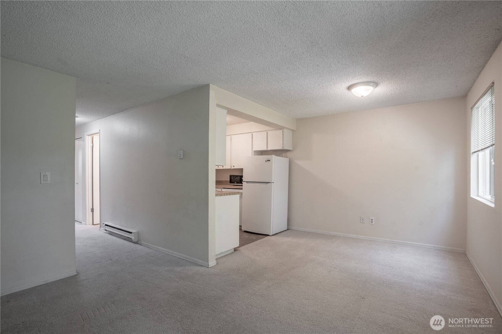 230 Sw Clark St C203 Property Photo 9