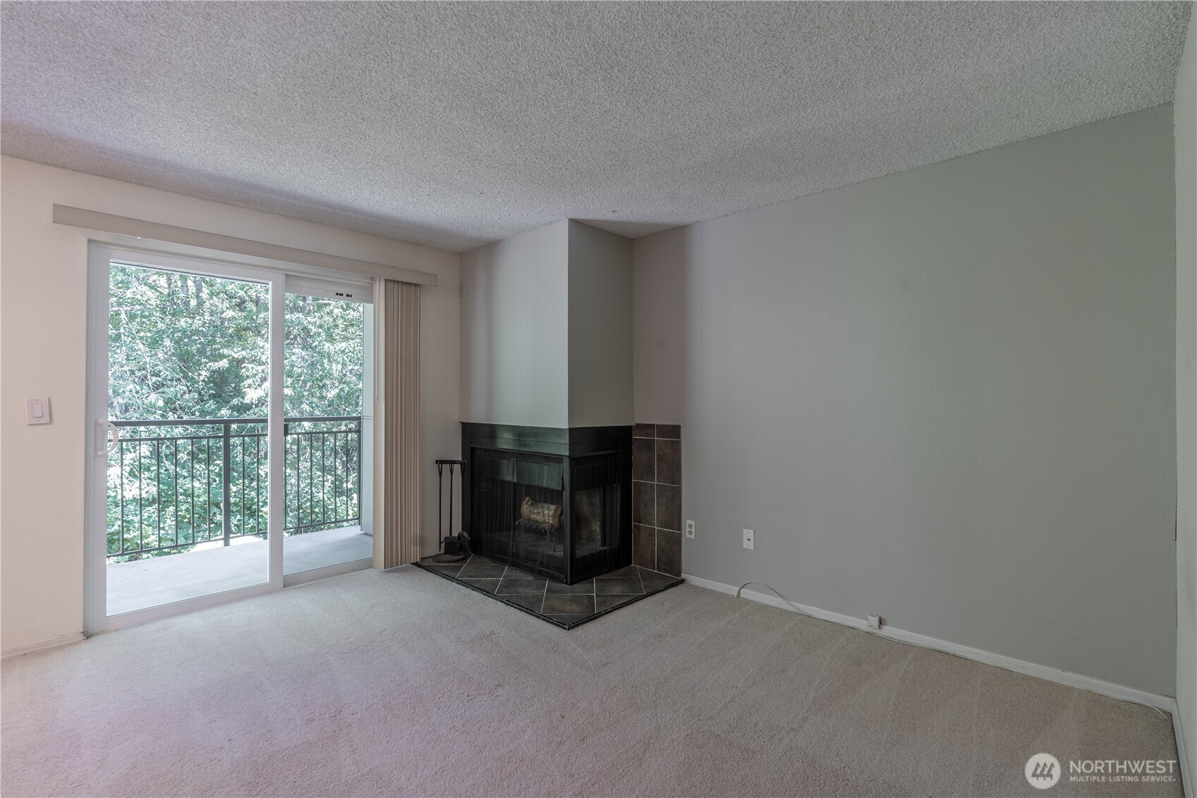 230 Sw Clark St C203 Property Photo 10