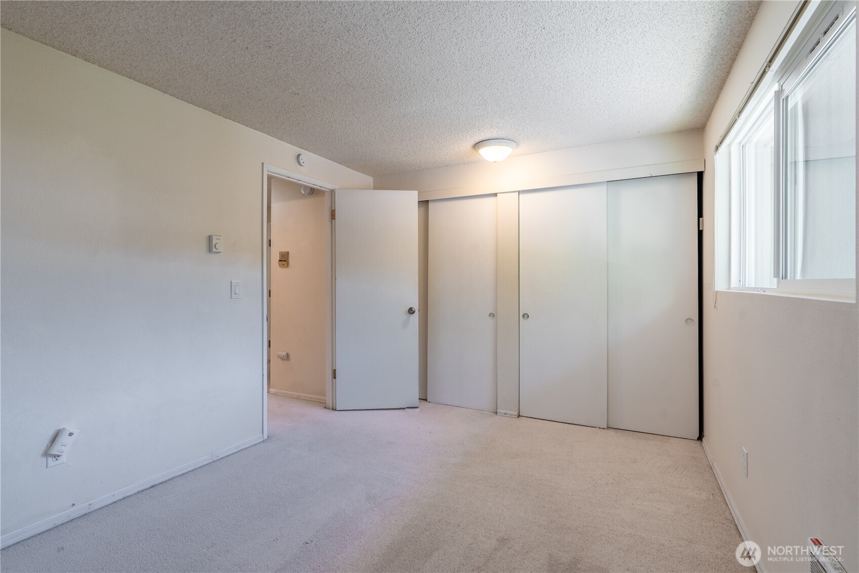 230 Sw Clark St C203 Property Photo 13