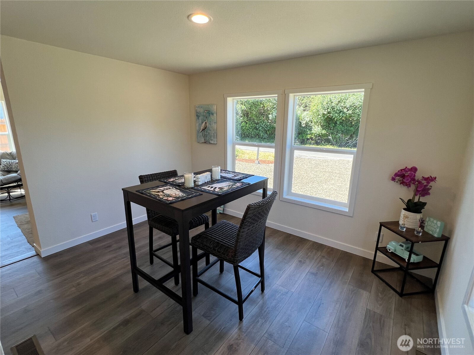 303 N Wynoochee Drive Property Photo 12