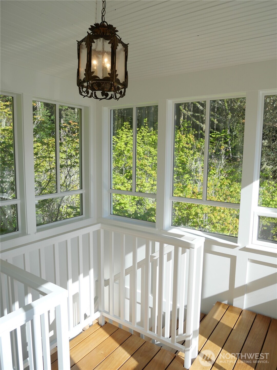 2401227 Property Photo 19