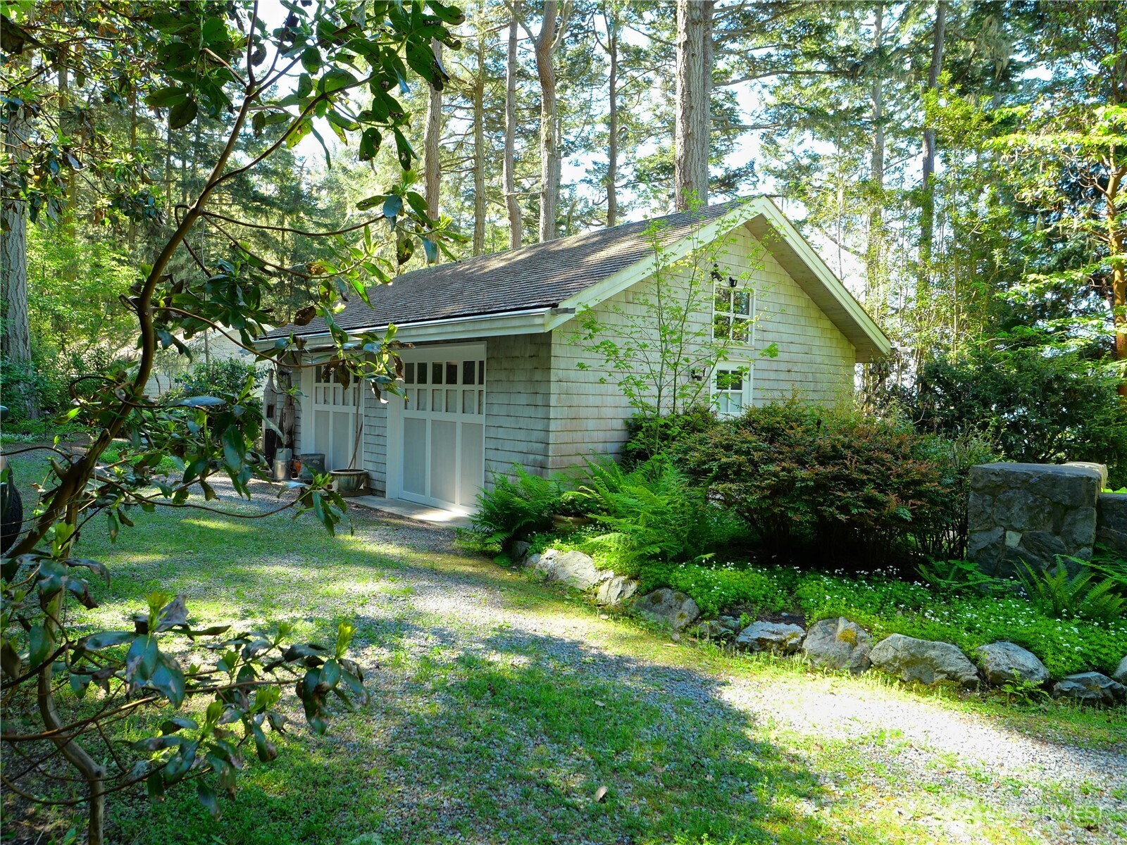 2401227 Property Photo 30