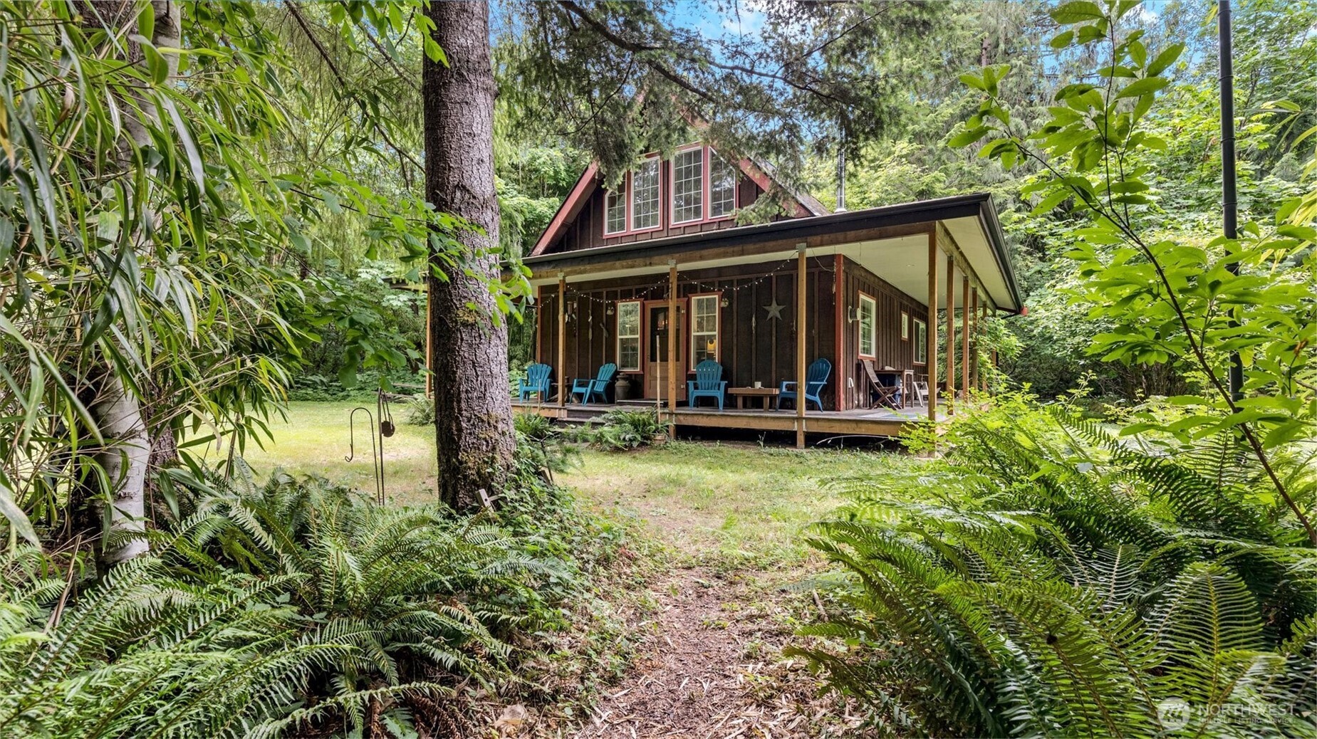 7595 Pressentin Court Property Photo 2