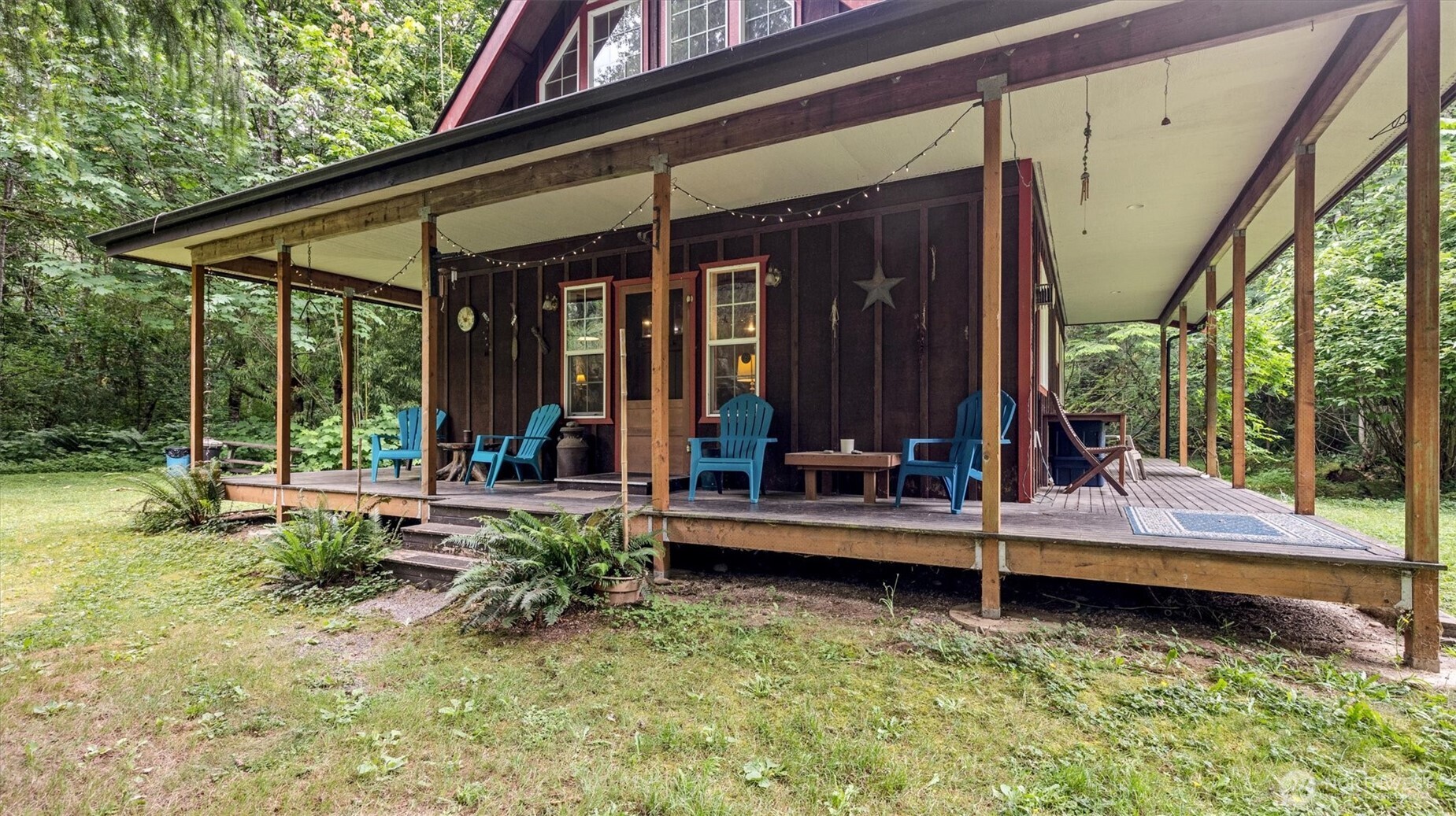 7595 Pressentin Court Property Photo 3