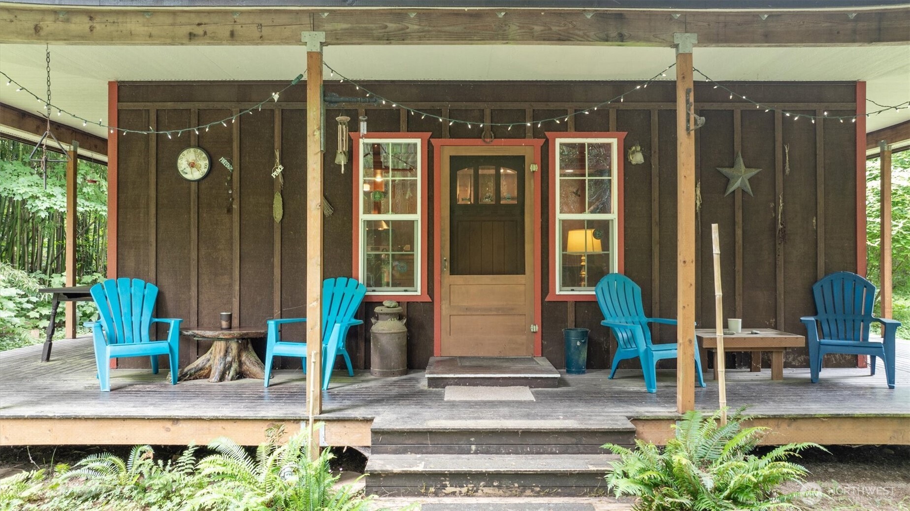 7595 Pressentin Court Property Photo 4