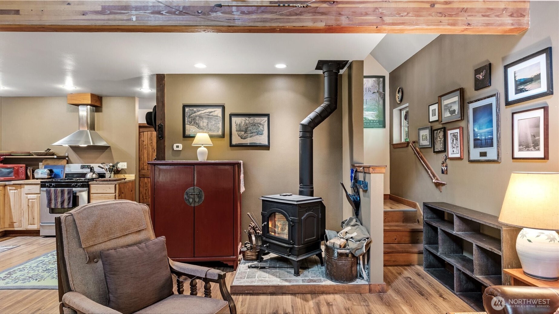 7595 Pressentin Court Property Photo 10