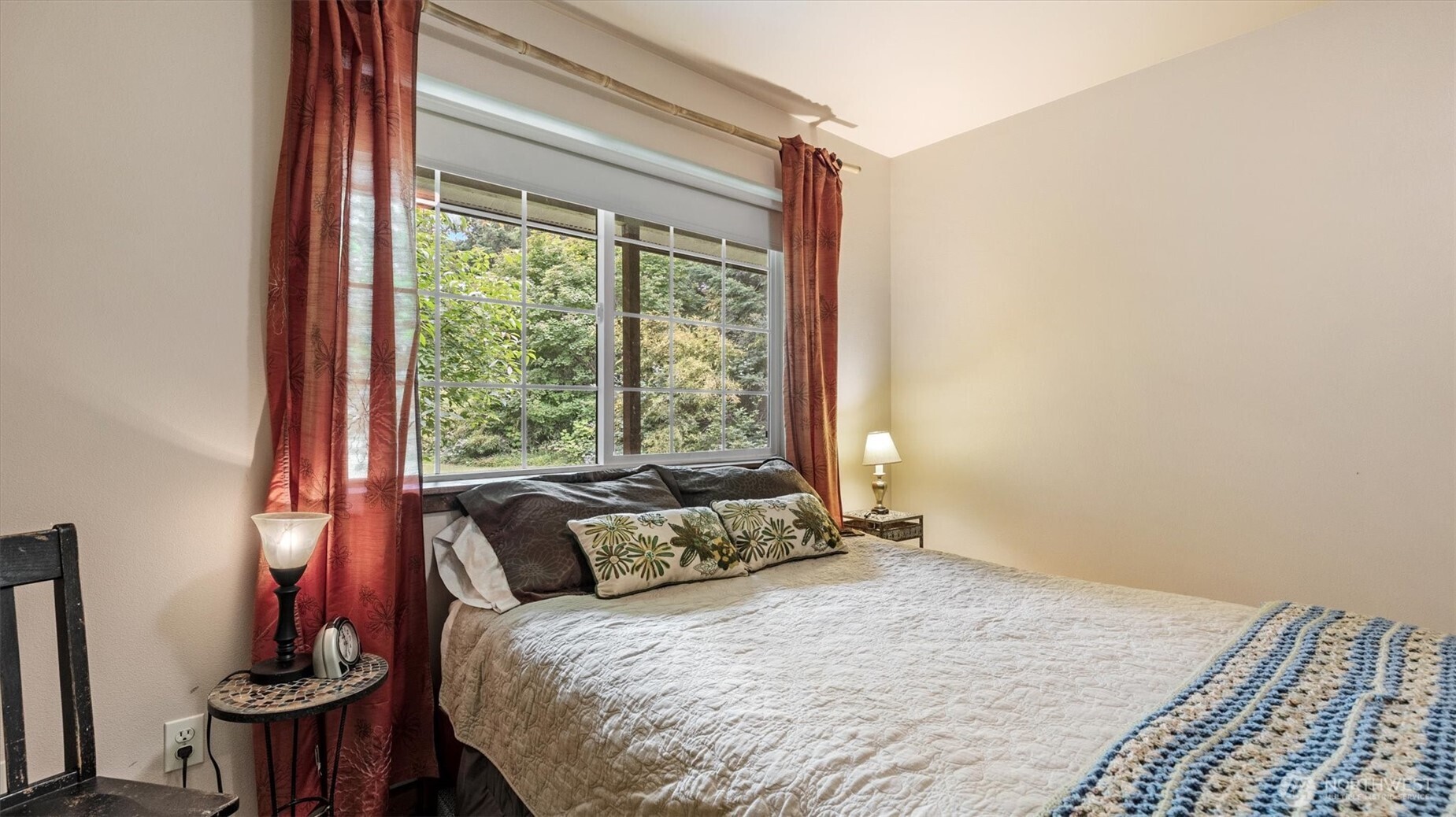 7595 Pressentin Court Property Photo 19