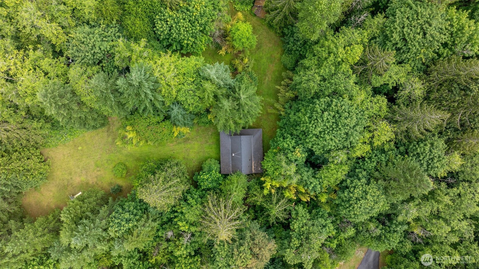 7595 Pressentin Court Property Photo 34