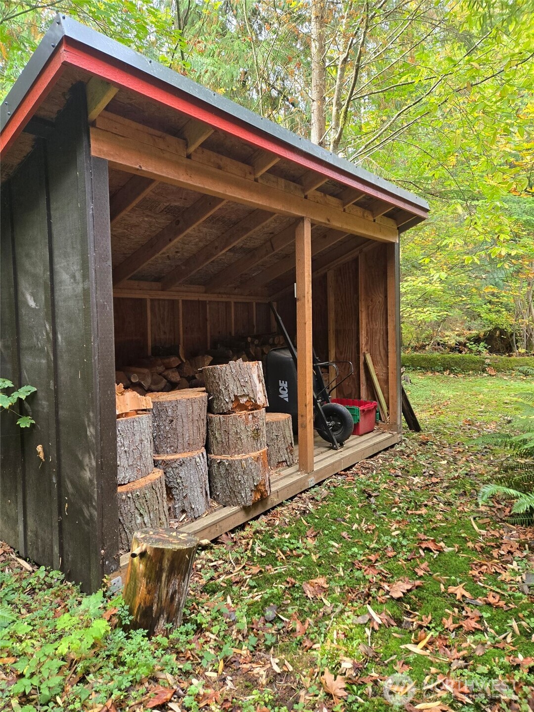 7595 Pressentin Court Property Photo 37