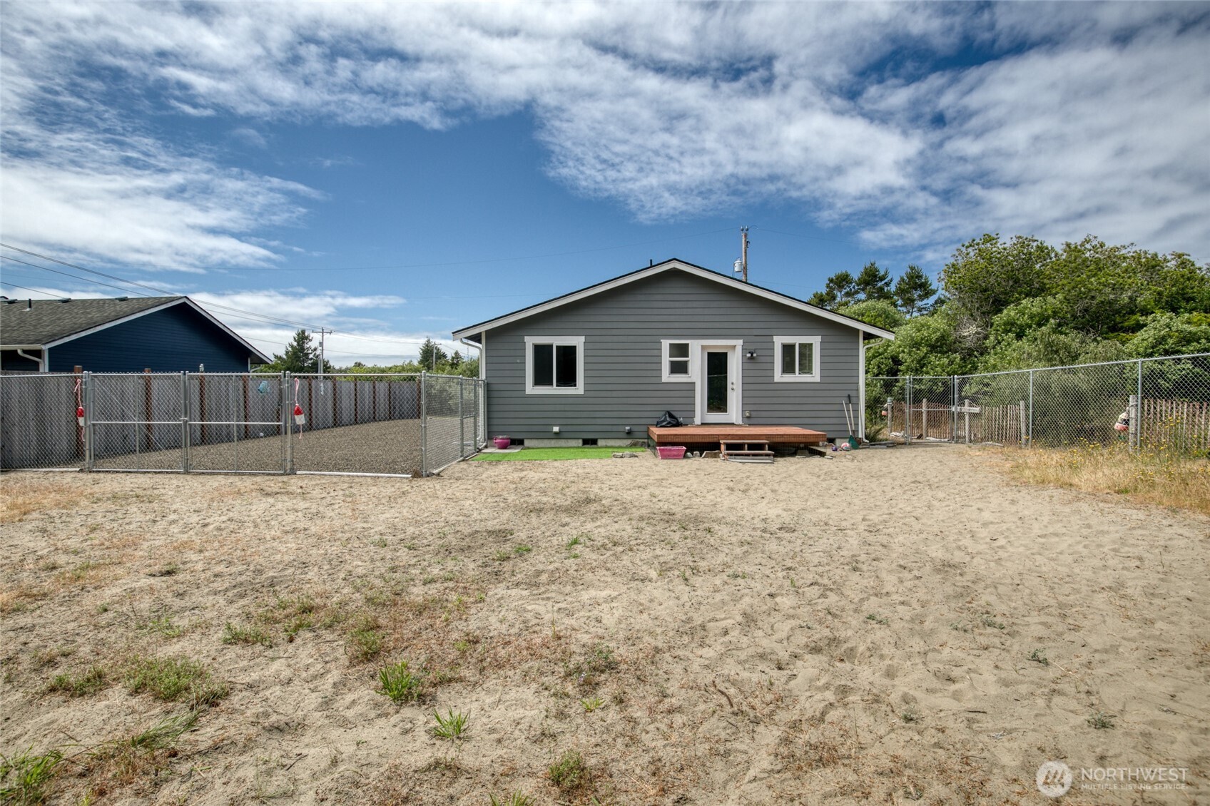 280 Captains Court Property Photo 32