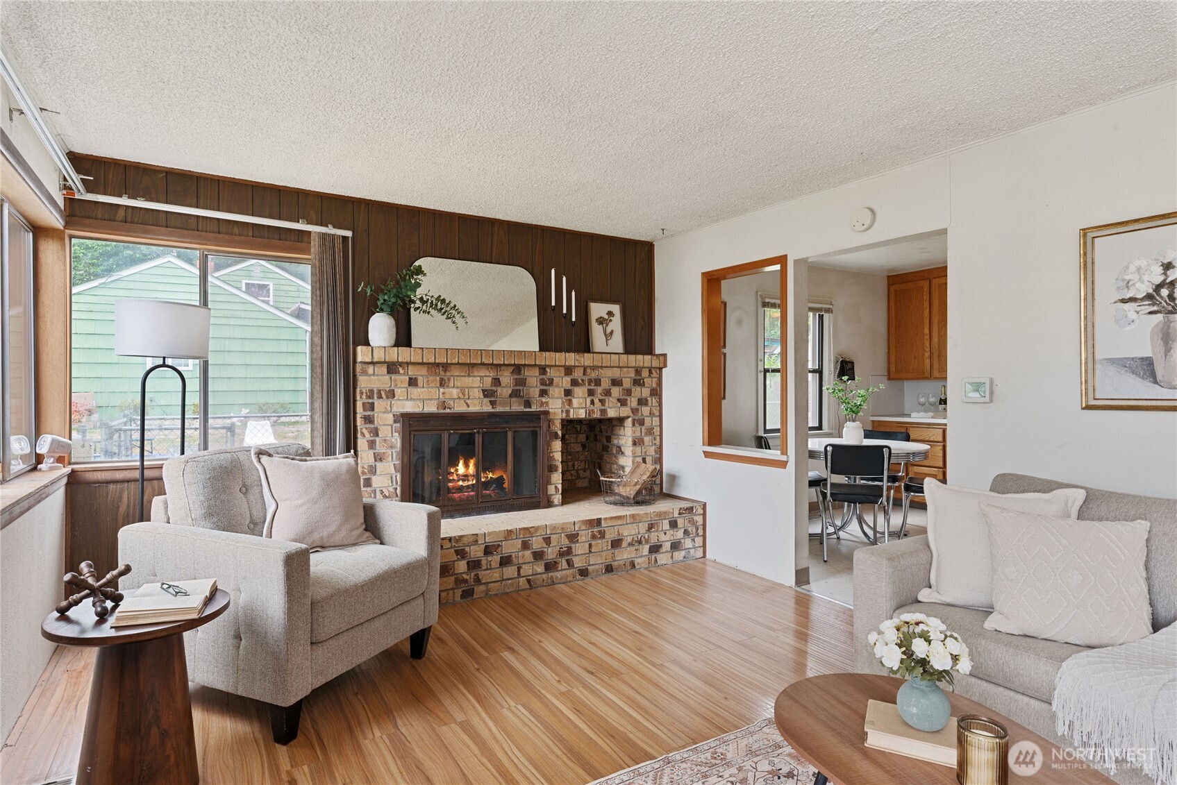 10045 1st Avenue Property Photo 3