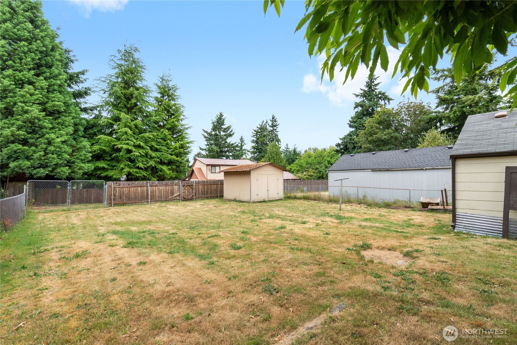 10045 1st Avenue Property Photo 23