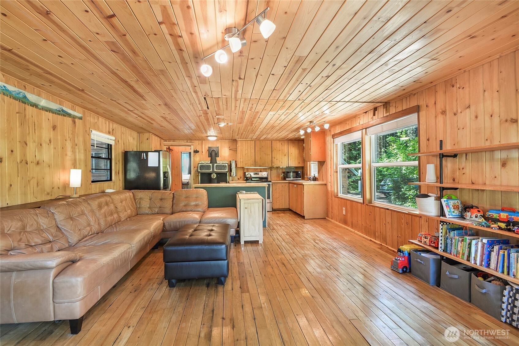 13990 Brae Burn Road Property Photo 5