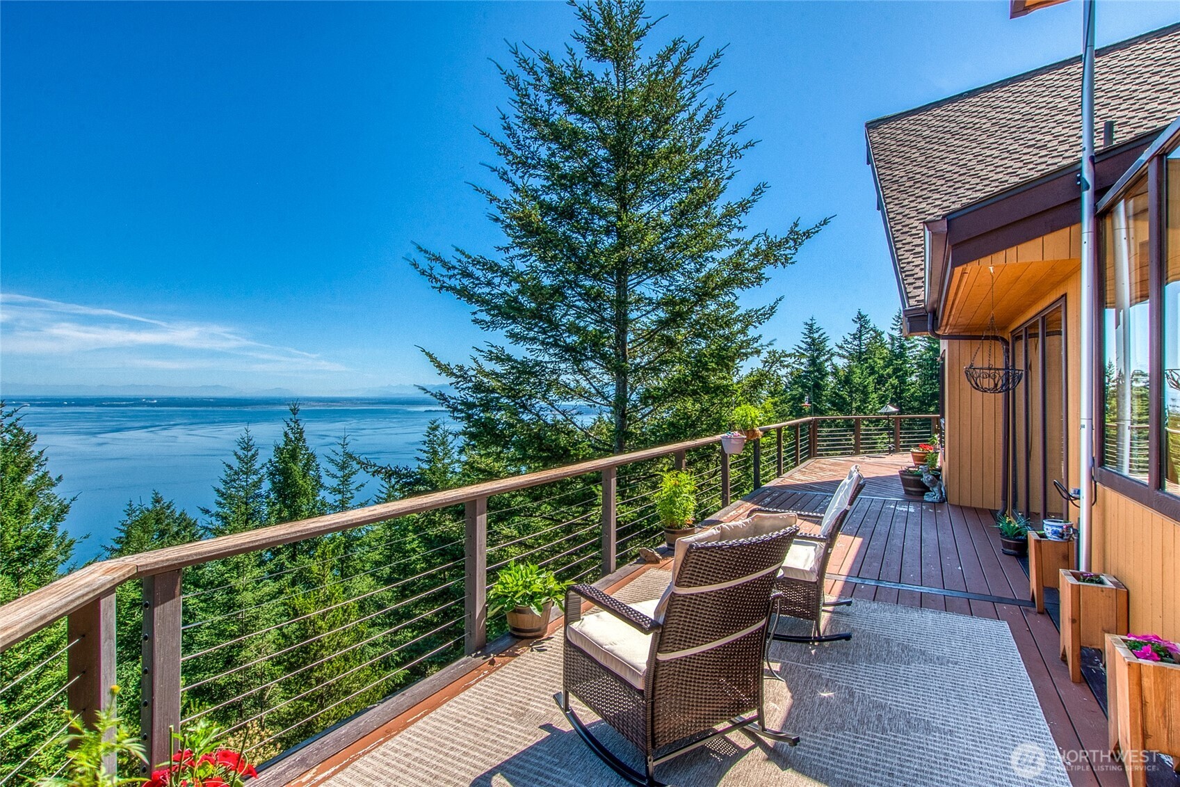 1669 Day Lake Road Property Photo 3