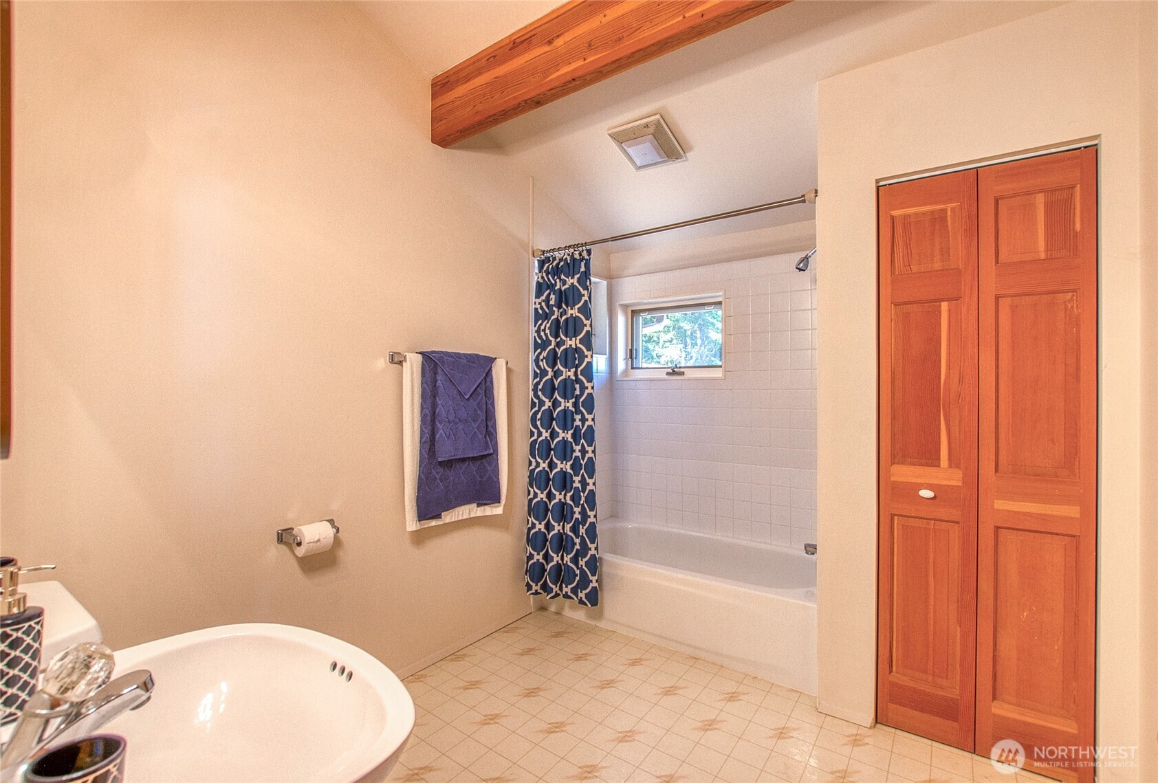 1669 Day Lake Road Property Photo 12