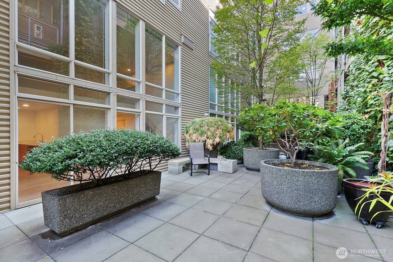 2324 1st Avenue 210 Property Photo 3