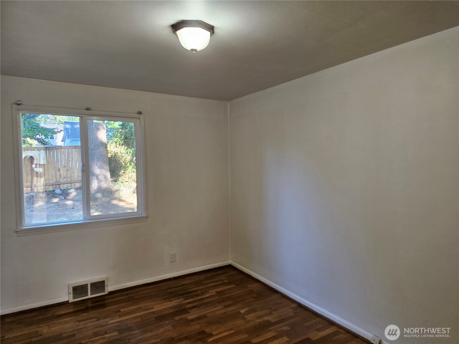 12529 14th Avenue Property Photo 12