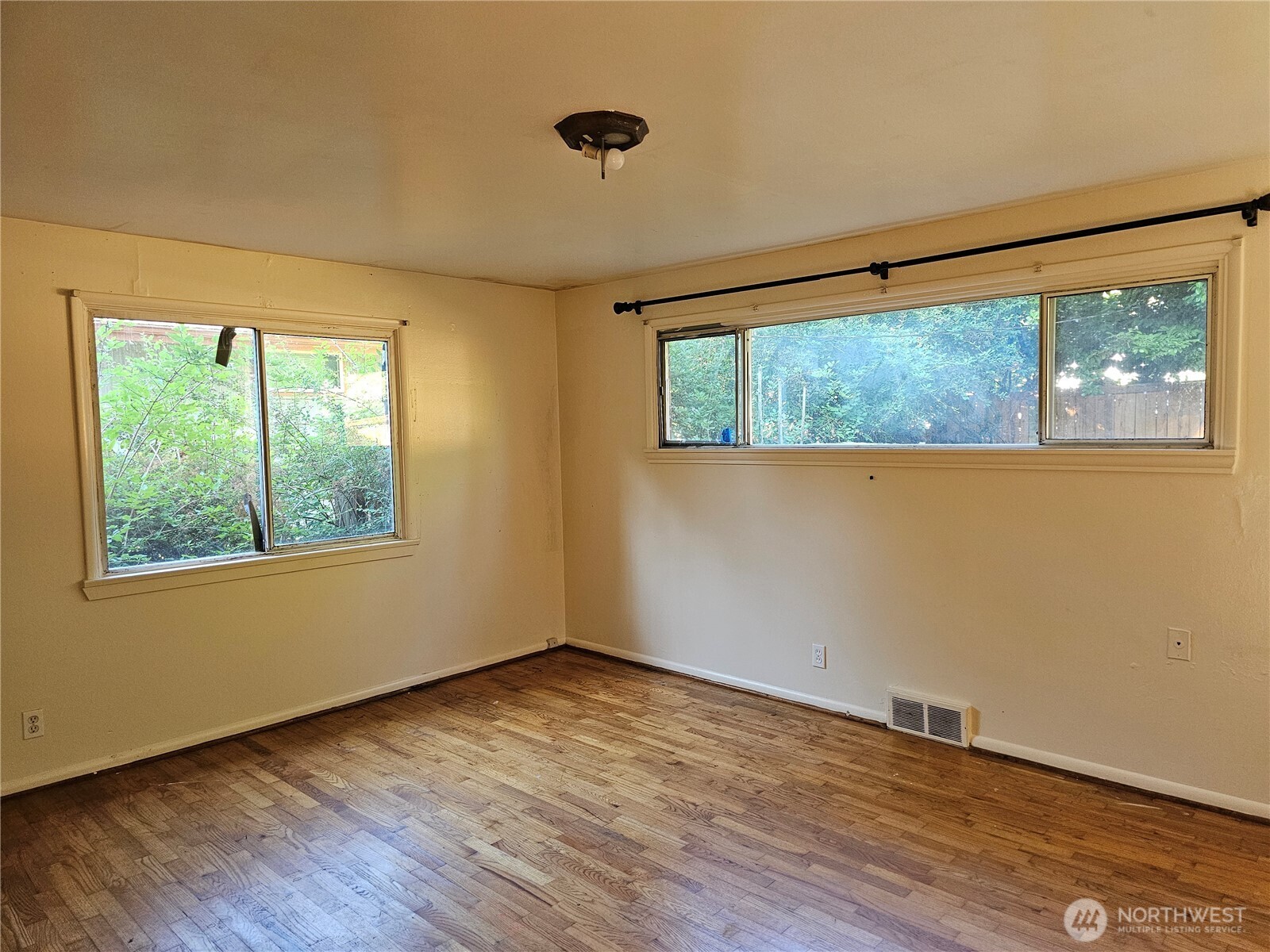 12529 14th Avenue Property Photo 13