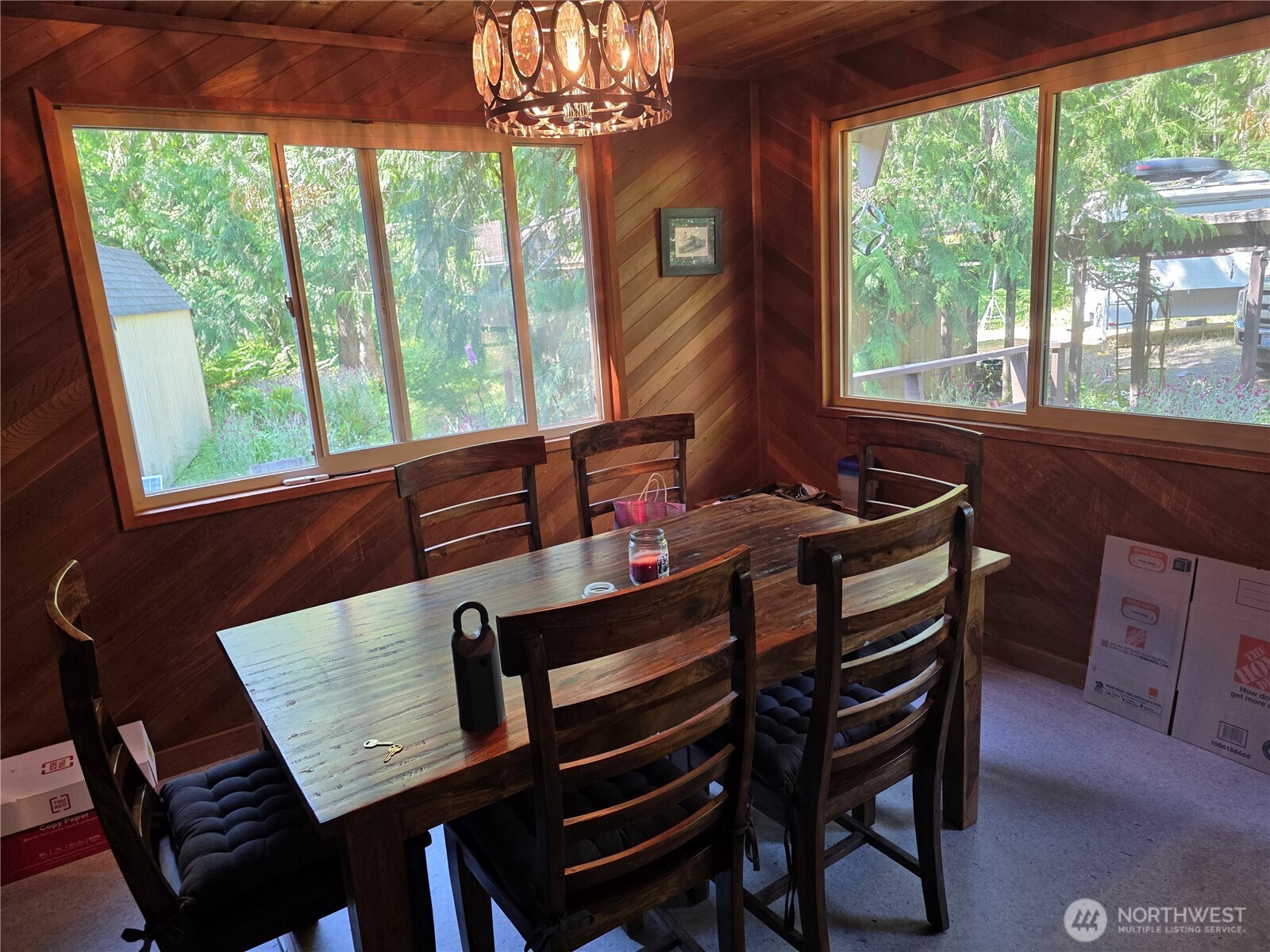 141 N Handicap Place Property Photo 6