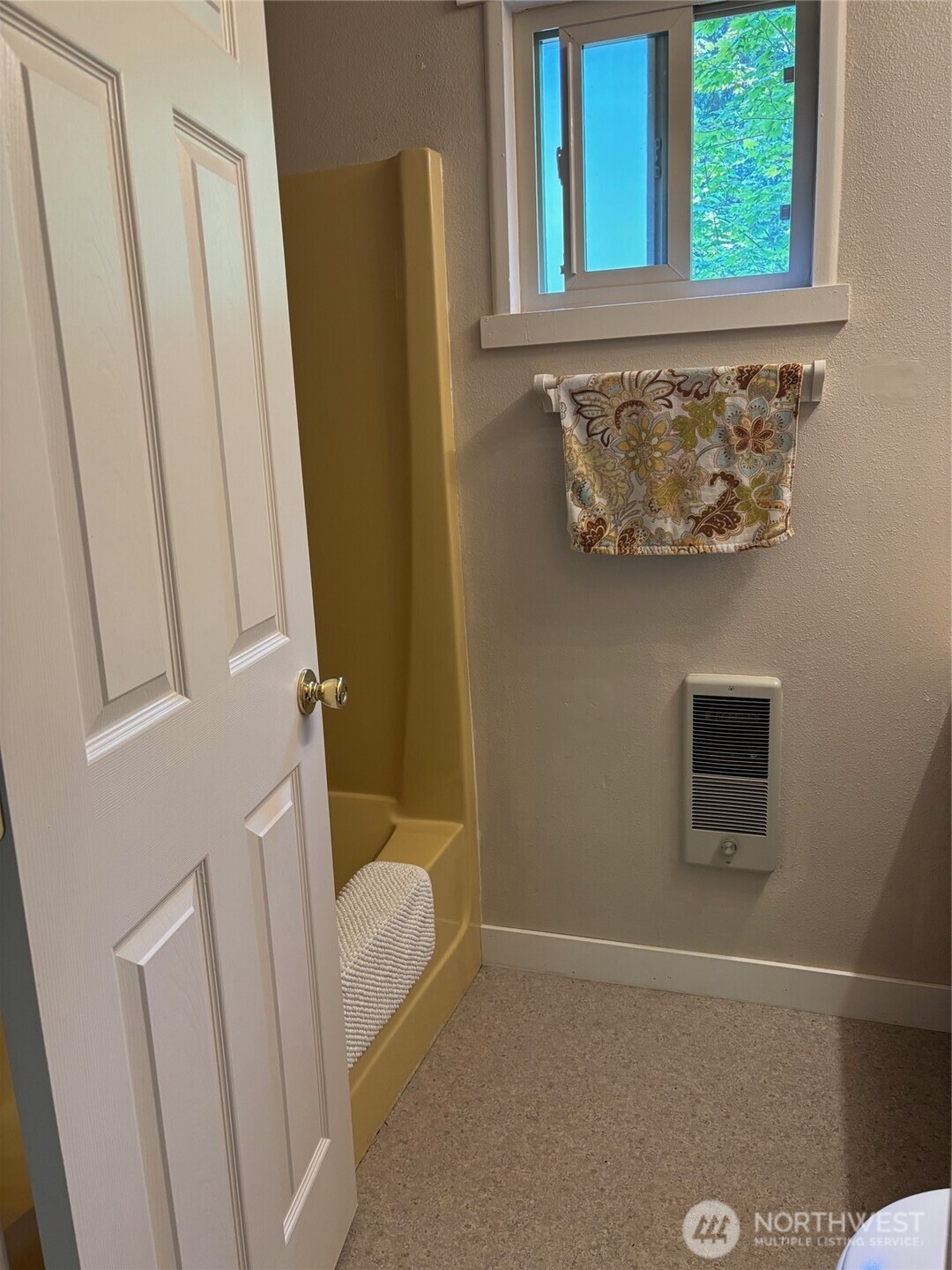 141 N Handicap Place Property Photo 9