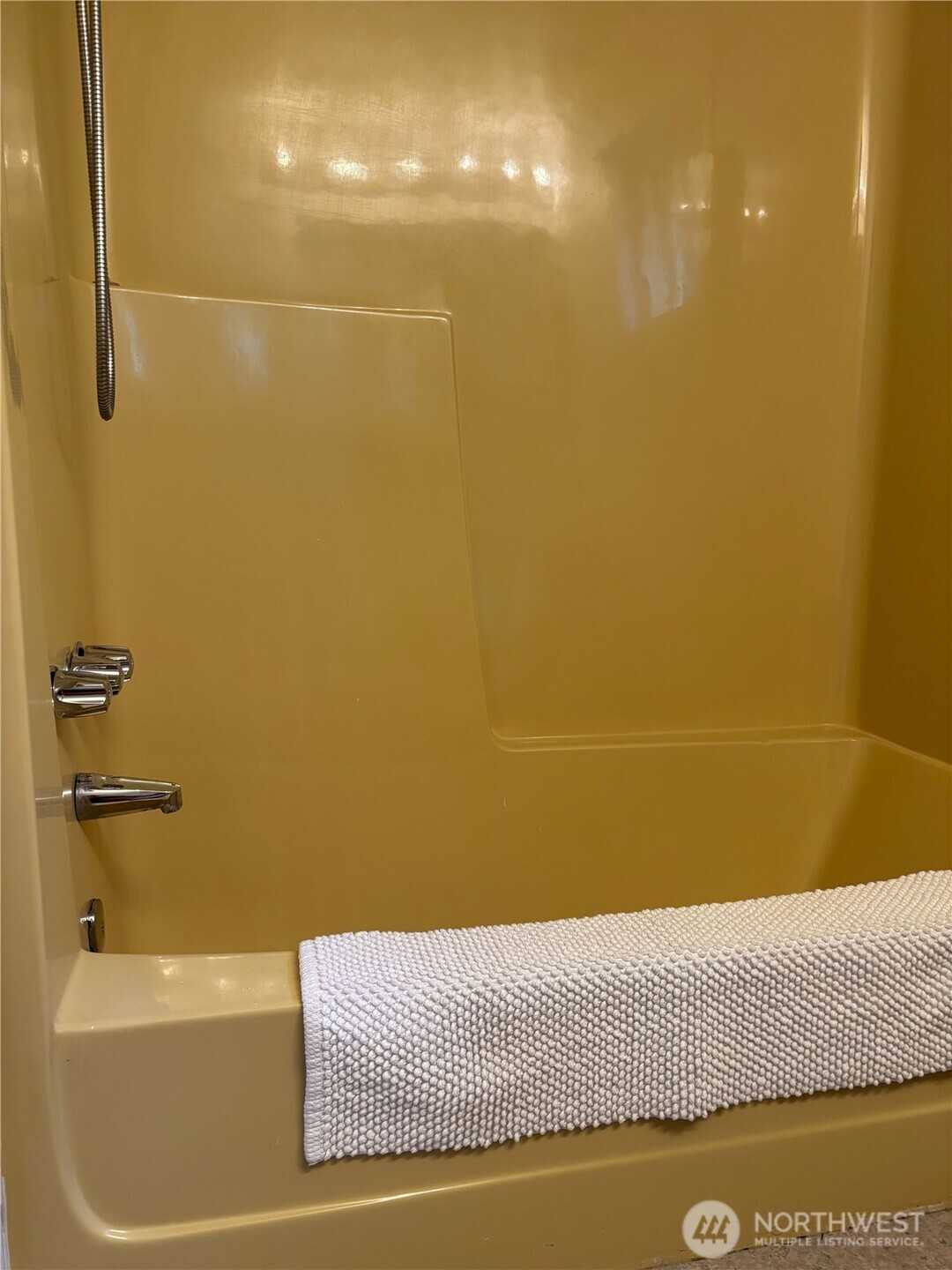 141 N Handicap Place Property Photo 11