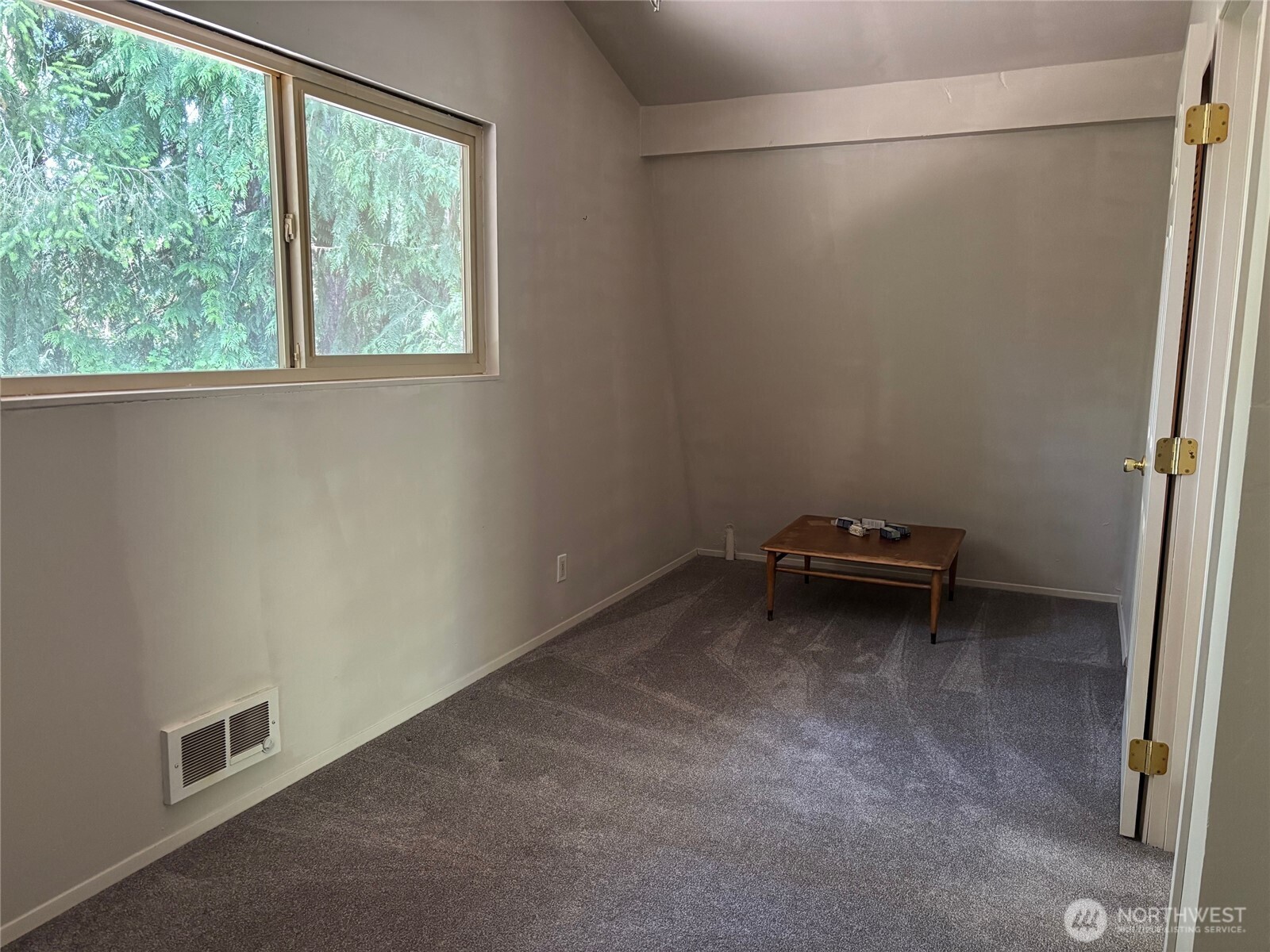 141 N Handicap Place Property Photo 18