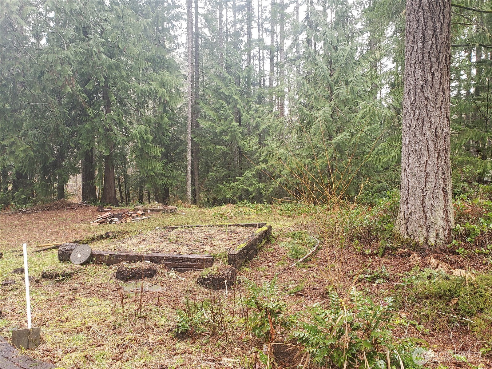 141 N Handicap Place Property Photo 26