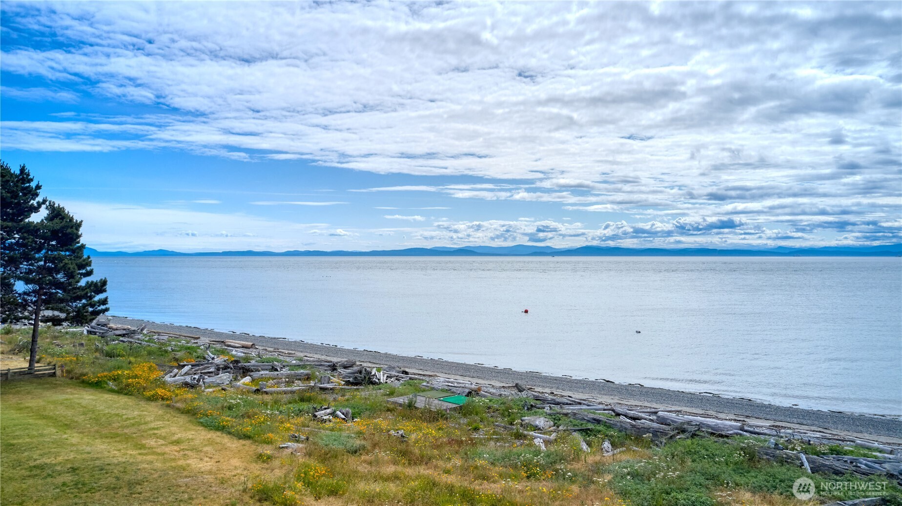 585 Marine Drive Property Photo 6