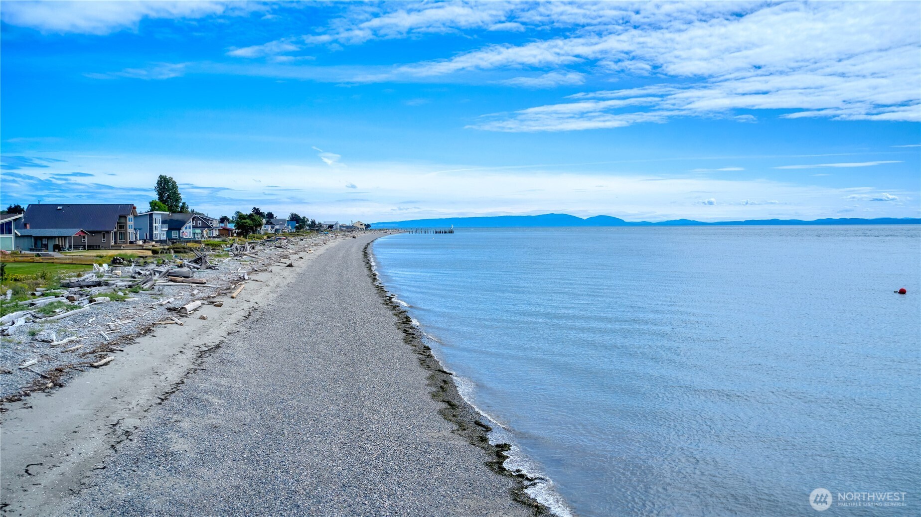 585 Marine Drive Property Photo 11