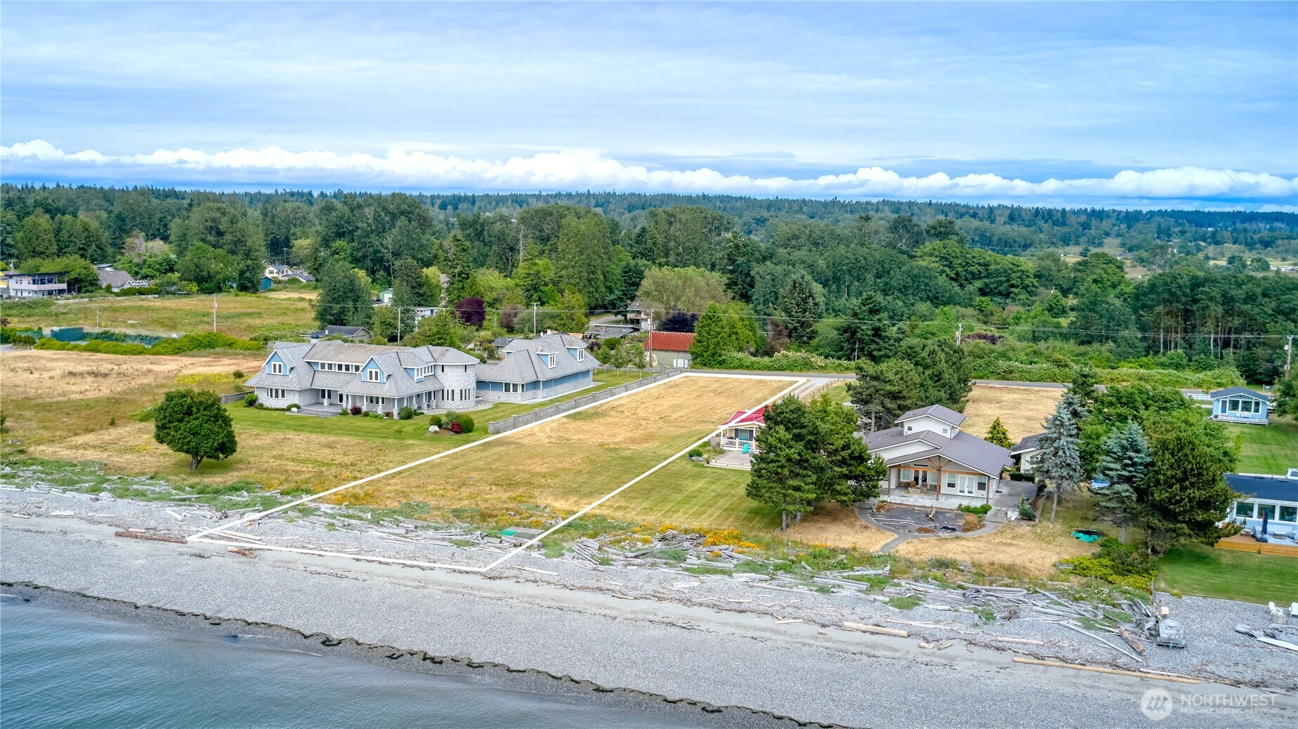585 Marine Drive Property Photo 13