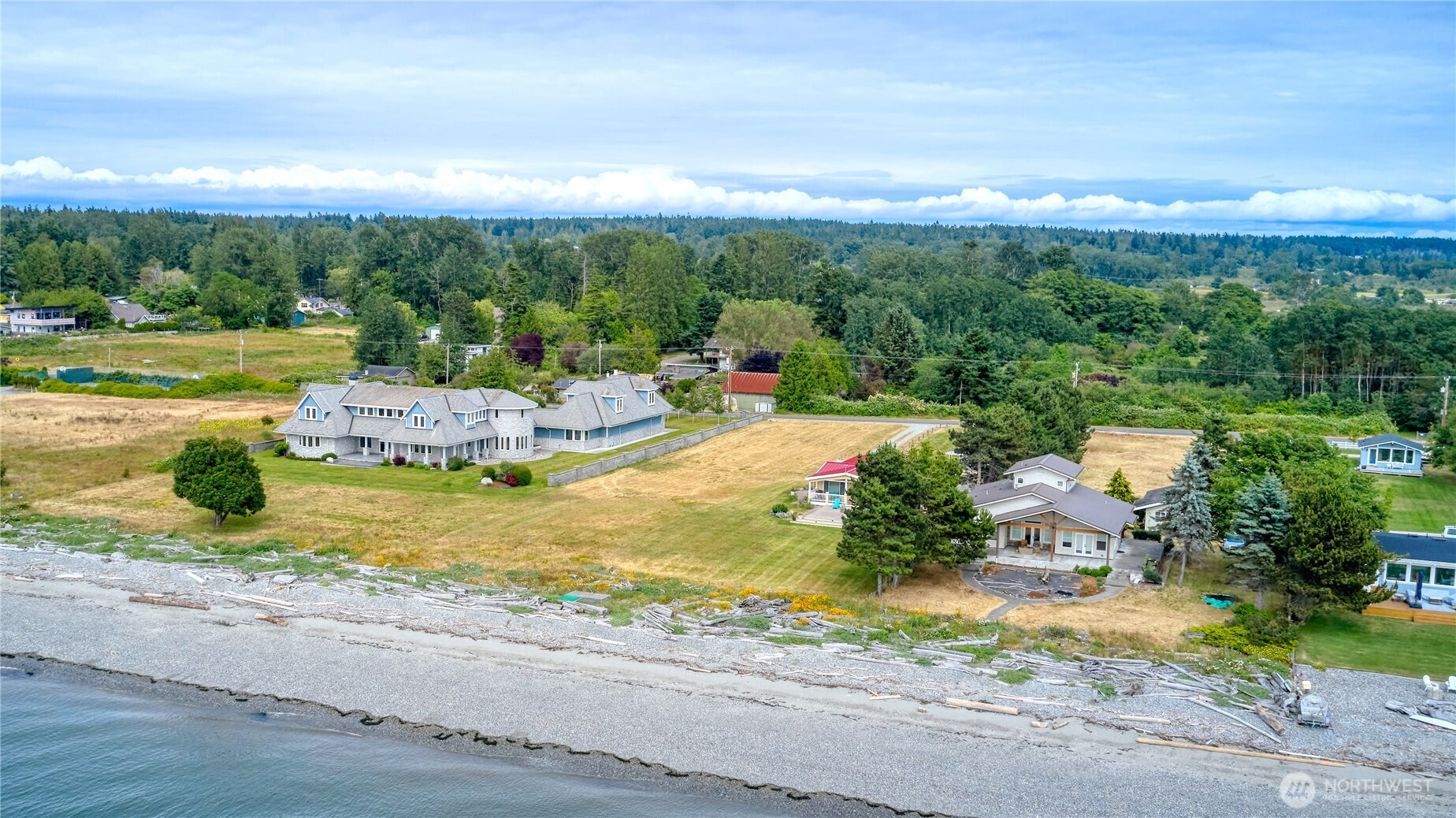 585 Marine Drive Property Photo 14