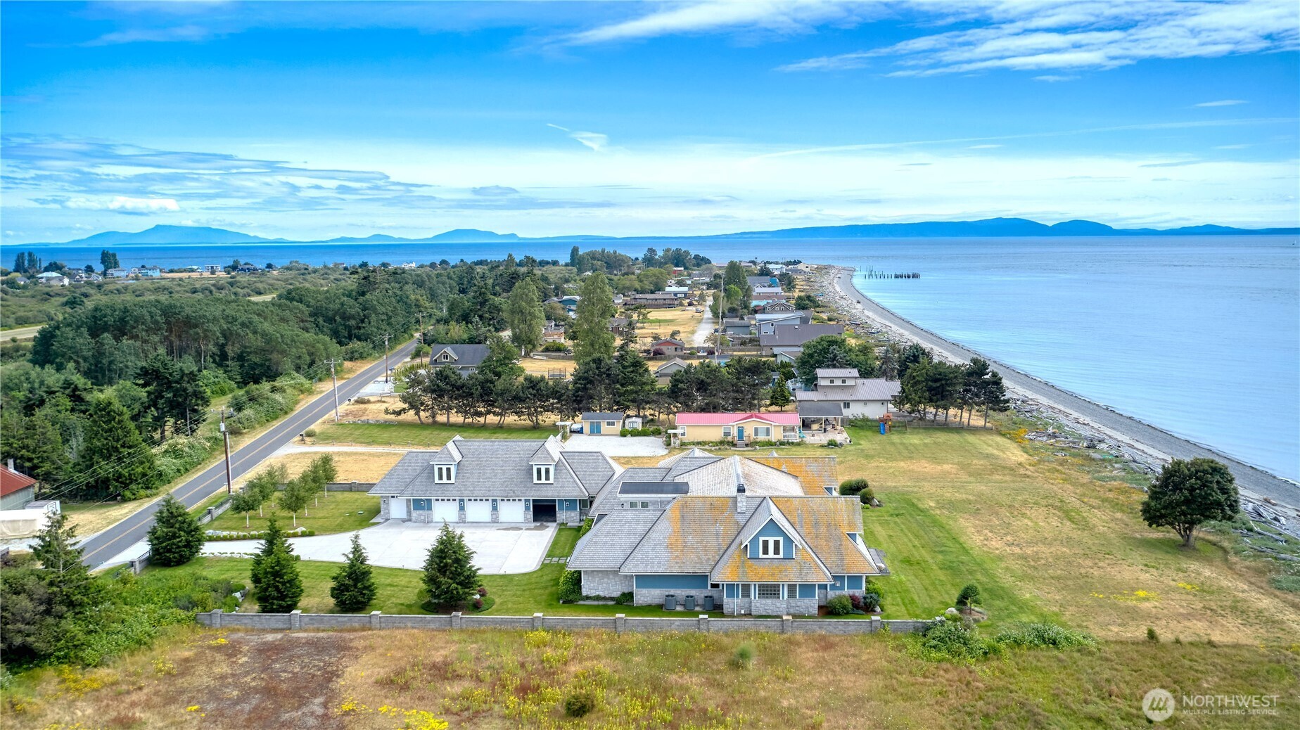 585 Marine Drive Property Photo 23